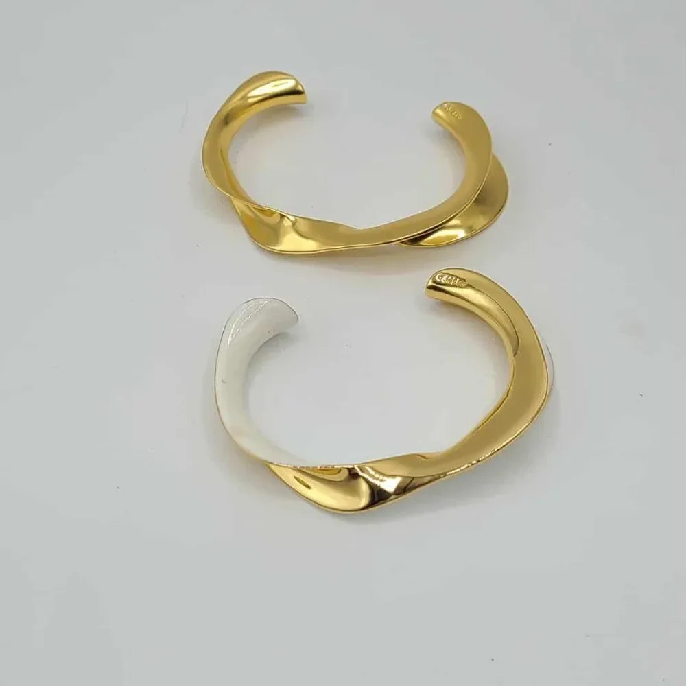 J Crew Gold tone Twisted Cuff Bracelet & White Enamel Gold Tone Twisted Cuff